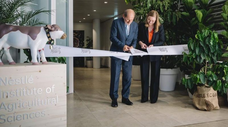 Nestlé executives cut ribbon on new institute